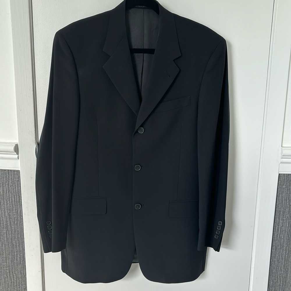 Kenneth Cole New York black men’s suit Size 38R